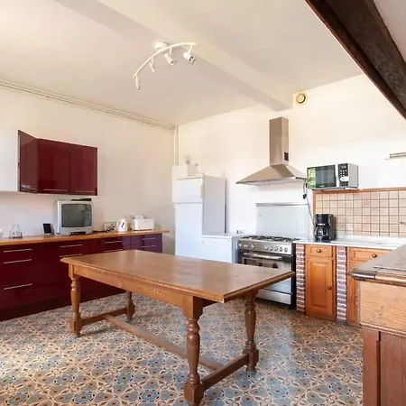 Aix Noulette Vacation