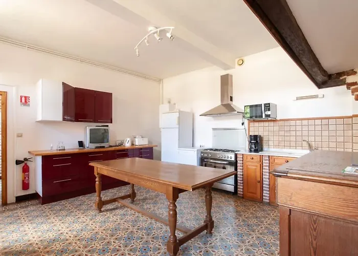 Aix Noulette Vacation